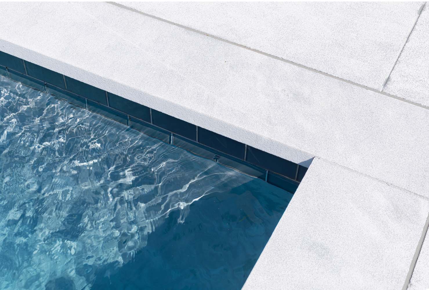 B59399DE-B063-4986-BDCF-CB819090527A