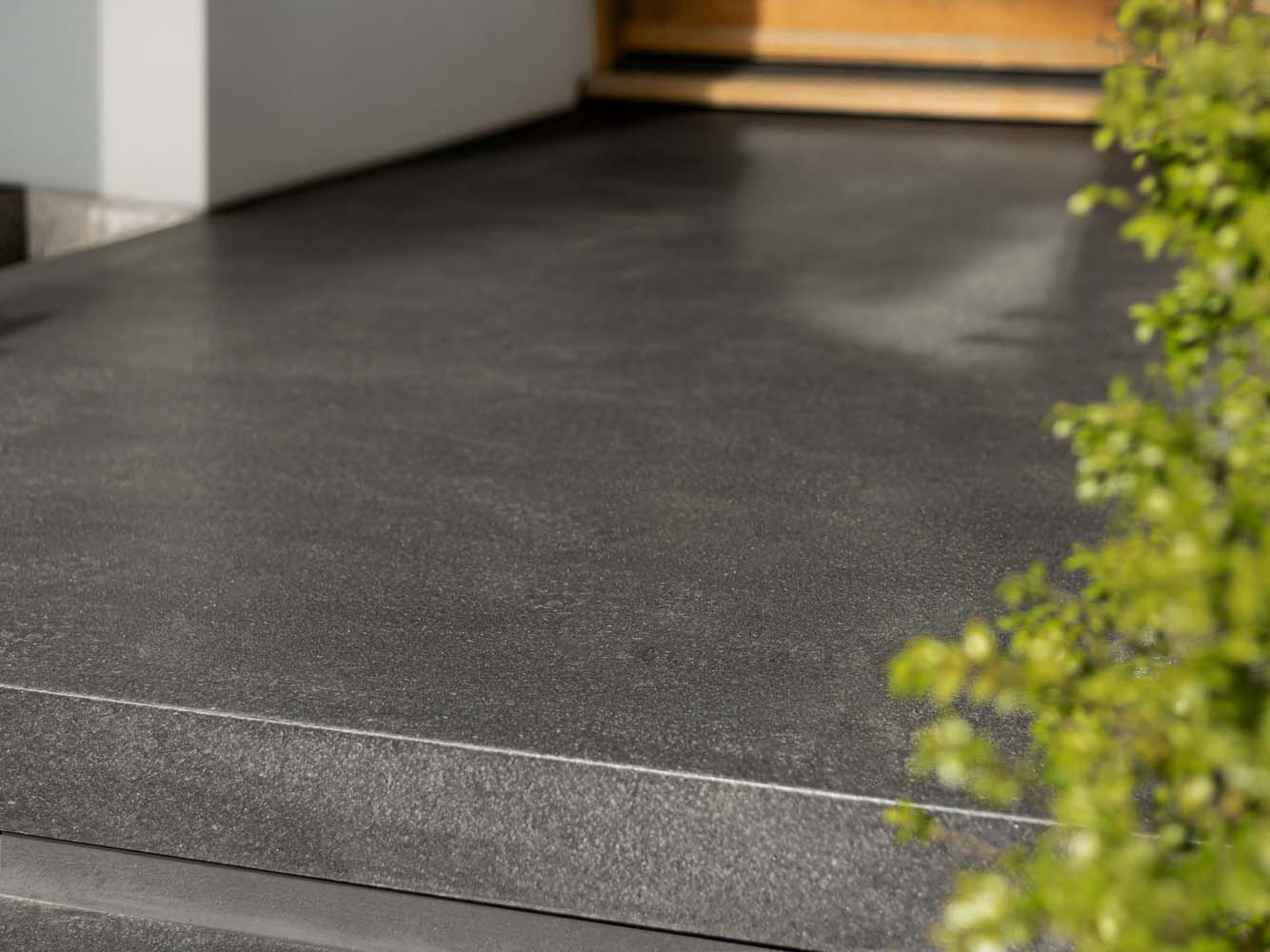 D9C9F61C-462A-4DE5-A9B1-F481B28A78EE